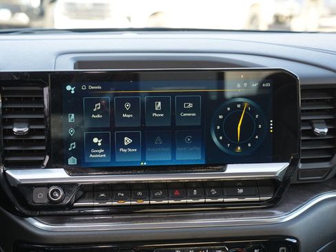 Used 2023 Chevrolet Silverado 1500 LTZ AWD/4WD image 15