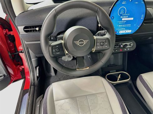 Certified 2025 MINI Cooper S FWD image 17