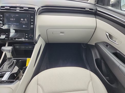 Used 2023 Hyundai Tucson SEL w/ Convenience Package image 11