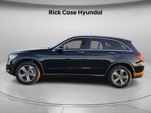 Used 2022 Mercedes-Benz GLC 300 GLC 300 image 3