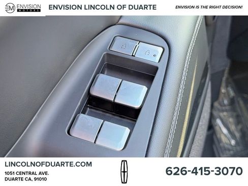 New 2025 Lincoln Navigator L Reserve image 13