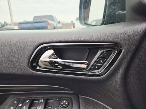 Used 2025 Dodge Durango R/T image 44