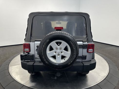 Used 2015 Jeep Wrangler Sport w/ Quick Order Package 24S AWD/4WD image 6