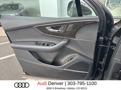 Used 2023 Audi Q7 3.0T Premium Plus w/ Premium Plus Package AWD/4WD image 11