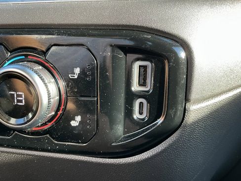 Used 2024 GMC Sierra 1500 Elevation w/ LPO, Elevation Black Package image 54