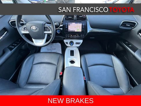 Used 2016 Toyota Prius Four image 22