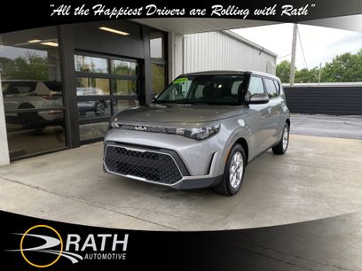 Used 2025 Kia Soul LX