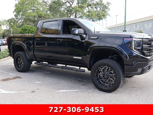 Used 2023 GMC Sierra 1500 Elevation w/ Preferred Package AWD/4WD image 11