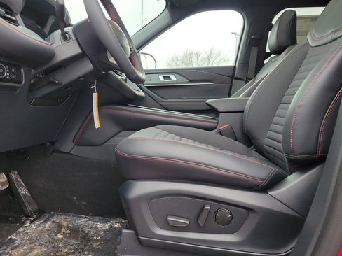 New 2026 Ford Explorer ST-Line w/ ST-Line Street Pack image 17