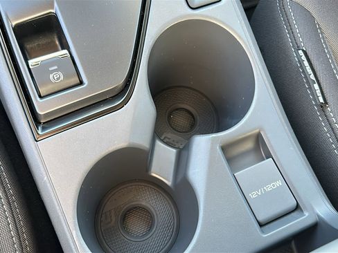 Certified 2025 Subaru Crosstrek 2.0i image 18