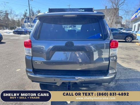 Used 2011 Toyota 4Runner SR5 w/ Convenience Pkg image 6