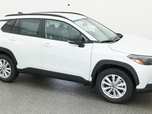 New 2026 Toyota Corolla Cross LE FWD image 16