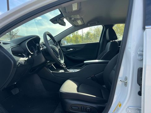 Used 2023 Chevrolet Malibu LT w/ Driver Confidence Package image 22