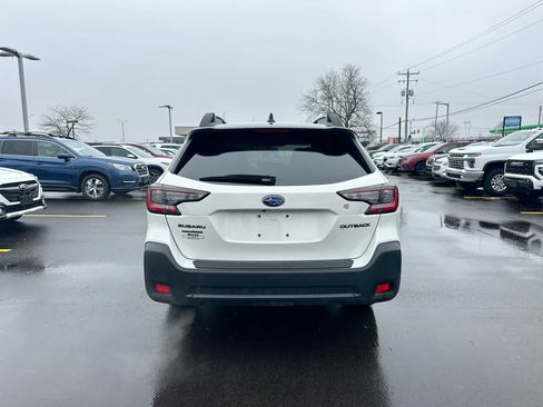 Certified 2025 Subaru Outback Onyx Edition image 12