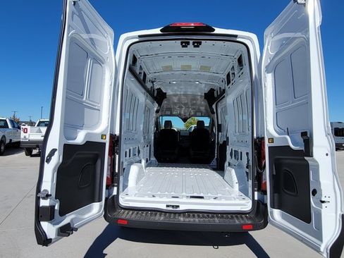 New 2026 Ford Transit 250 148 High Roof AWD image 11