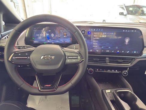 New 2026 Chevrolet Equinox EV RS image 21