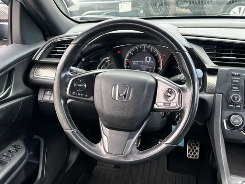 Used 2018 Honda Civic Sport image 17