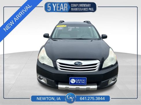 Used 2012 Subaru Outback 2.5i Limited image 1