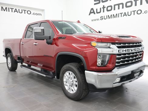 Used 2020 Chevrolet Silverado 2500 LTZ w/ Z71 Off-Road Package AWD/4WD image 2