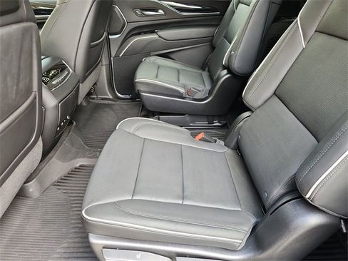 Used 2024 Cadillac Escalade ESV Sport w/ Touring Package image 26