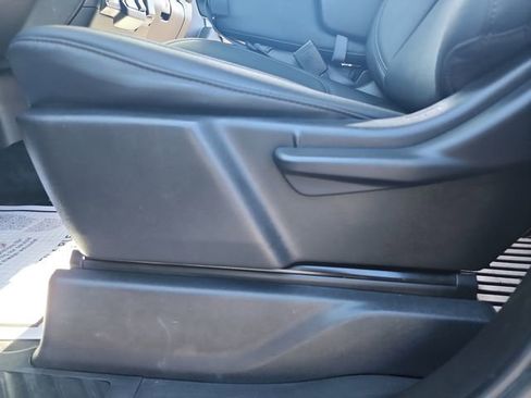 Used 2021 Chevrolet Silverado 2500 W/T w/ WT Convenience Package AWD/4WD image 15