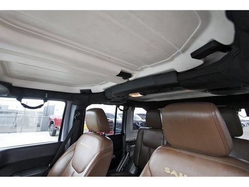 Used 2014 Jeep Wrangler Unlimited Sahara w/ Max Tow Package AWD/4WD image 22