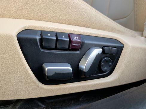 Used 2018 BMW 330i Sedan RWD image 26