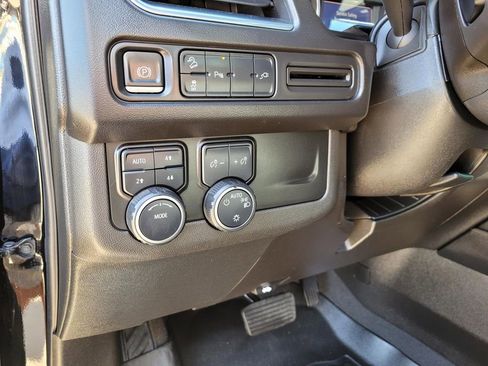 Used 2021 Chevrolet Tahoe Z71 w/ Rear Media and Nav Package image 24