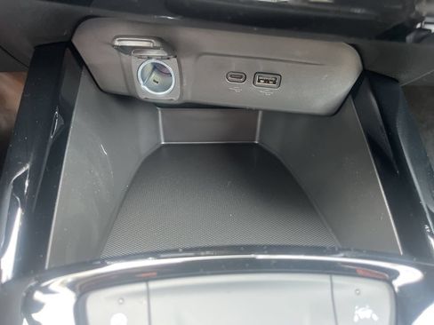 New 2026 Chevrolet Trax RS FWD image 25