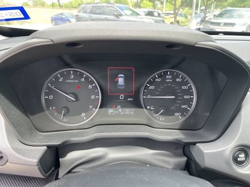 Used 2024 Subaru Crosstrek 2.0i Premium image 19