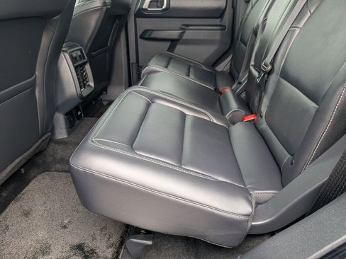 New 2025 Ford Bronco Outer Banks w/ Sasquatch Package image 42