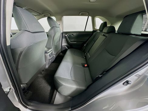 Used 2025 Toyota RAV4 LE image 27