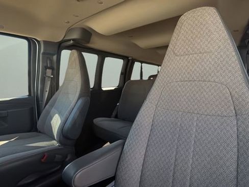 Used 2024 Chevrolet Express 3500 LT w/ LT Preferred Equipment Group RWD image 19