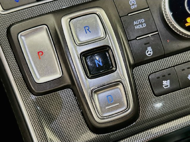 Used 2023 Hyundai Santa Fe Limited AWD/4WD image 16