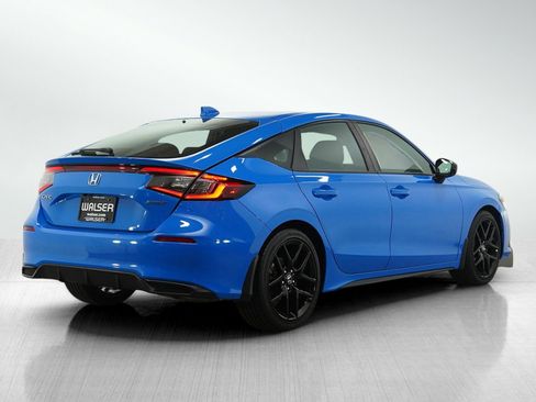 Used 2023 Honda Civic Sport image 5