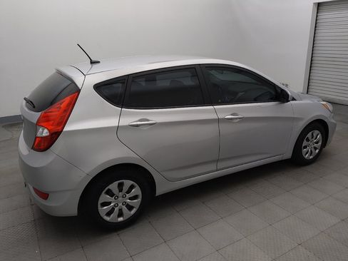 Used 2017 Hyundai Accent SE FWD image 10