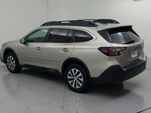 Used 2020 Subaru Outback Premium w/ Popular Package #1 AWD/4WD image 7