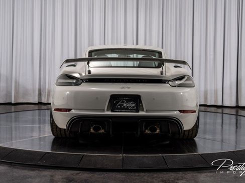 Used 2020 Porsche 718 Cayman GT4 image 13