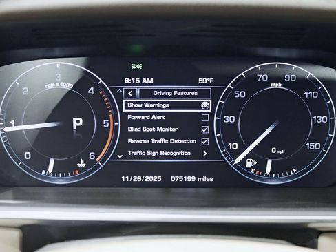 Used 2016 Land Rover Range Rover HSE image 17