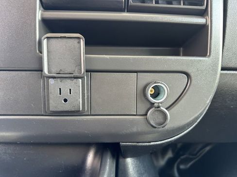 Used 2025 Chevrolet Express 2500 w/ Driver Convenience Package RWD image 31