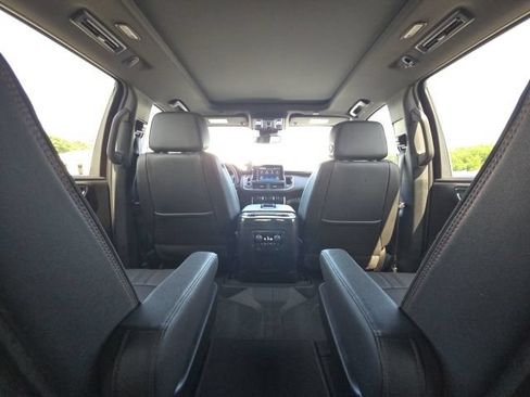 Used 2023 Chevrolet Tahoe RST w/ Luxury Package RWD image 21