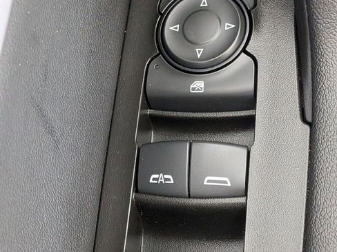 Used 2025 Chevrolet Blazer LT FWD image 15