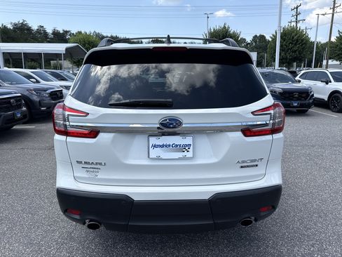 Used 2023 Subaru Ascent Touring AWD/4WD image 9