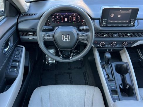 Used 2023 Honda Accord EX image 15