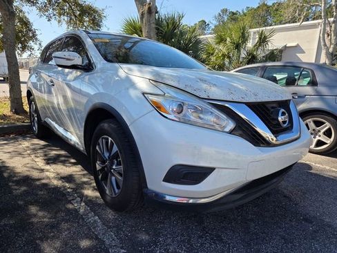 Used 2017 Nissan Murano S w/ Navigation Package image 2