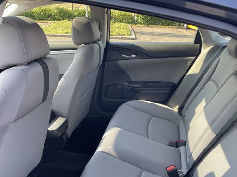 Used 2018 Honda Civic EX-T image 14