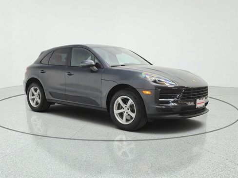 Used 2019 Porsche Macan AWD/4WD image 3