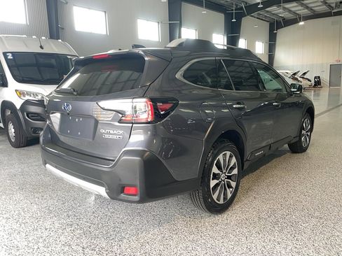 Used 2025 Subaru Outback Touring XT w/ Tech Package 3 AWD/4WD image 20