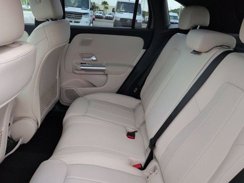New 2026 Mercedes-Benz GLA 250 image 14