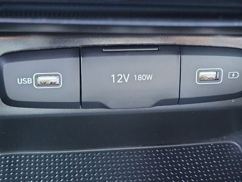 Certified 2022 Hyundai Santa Cruz SEL image 15